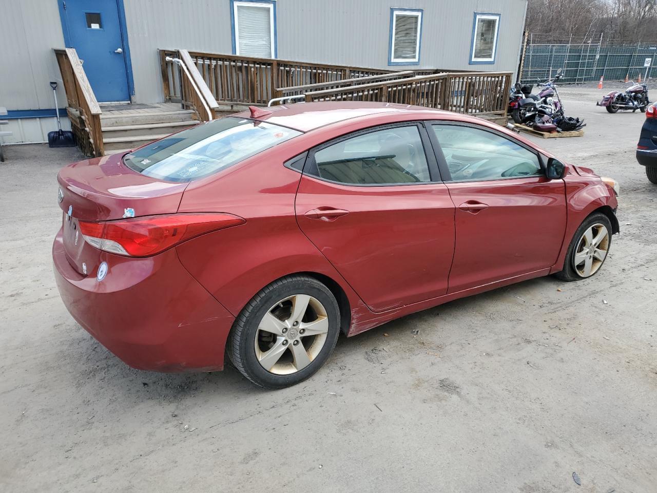 2011 HYUNDAI ELANTRA GL - Image 3