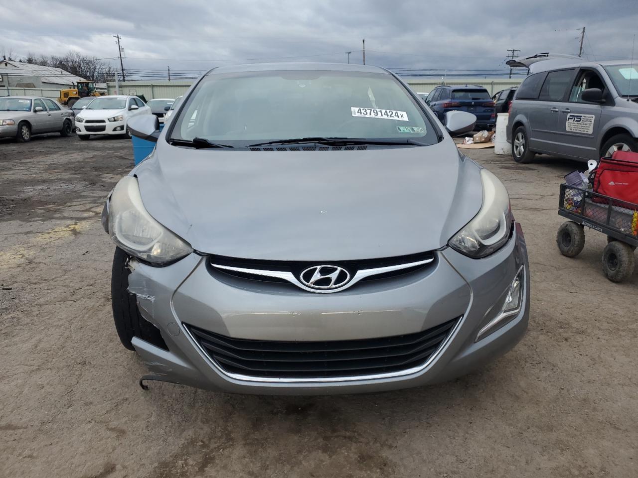 2014 HYUNDAI ELANTRA SE - Фото 5