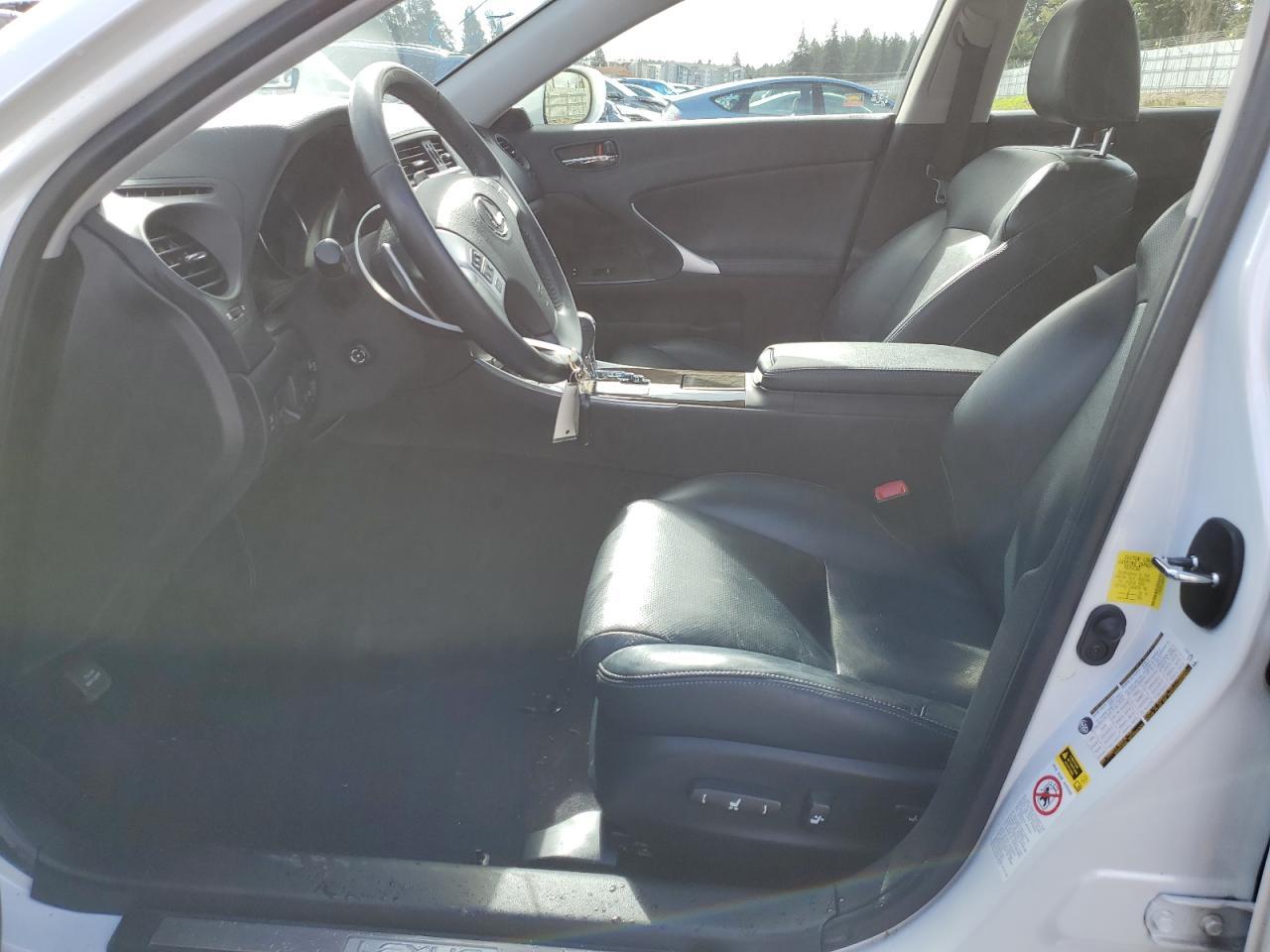 2011 LEXUS IS 350 - Фото 7