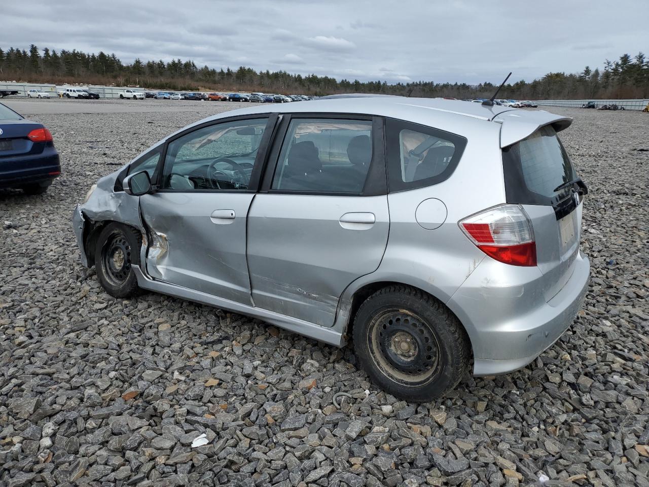2011 HONDA FIT SPORT - Image 2