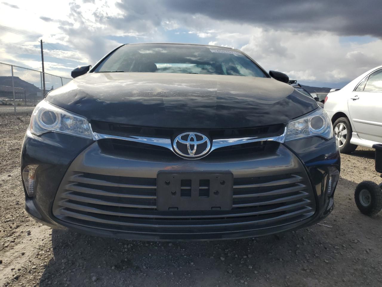 2015 TOYOTA CAMRY LE - Фото 5