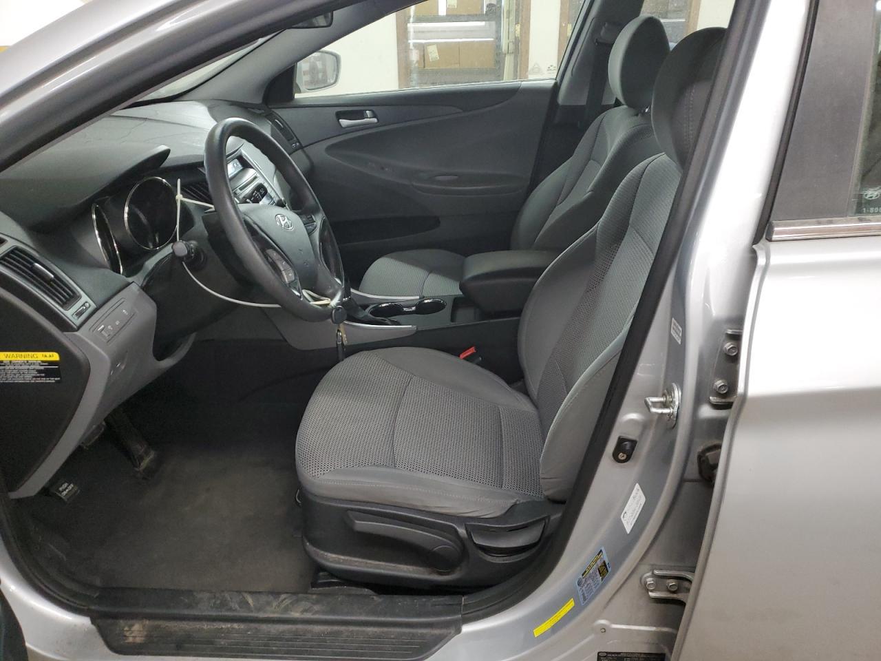 2011 HYUNDAI SONATA GLS - Image 7