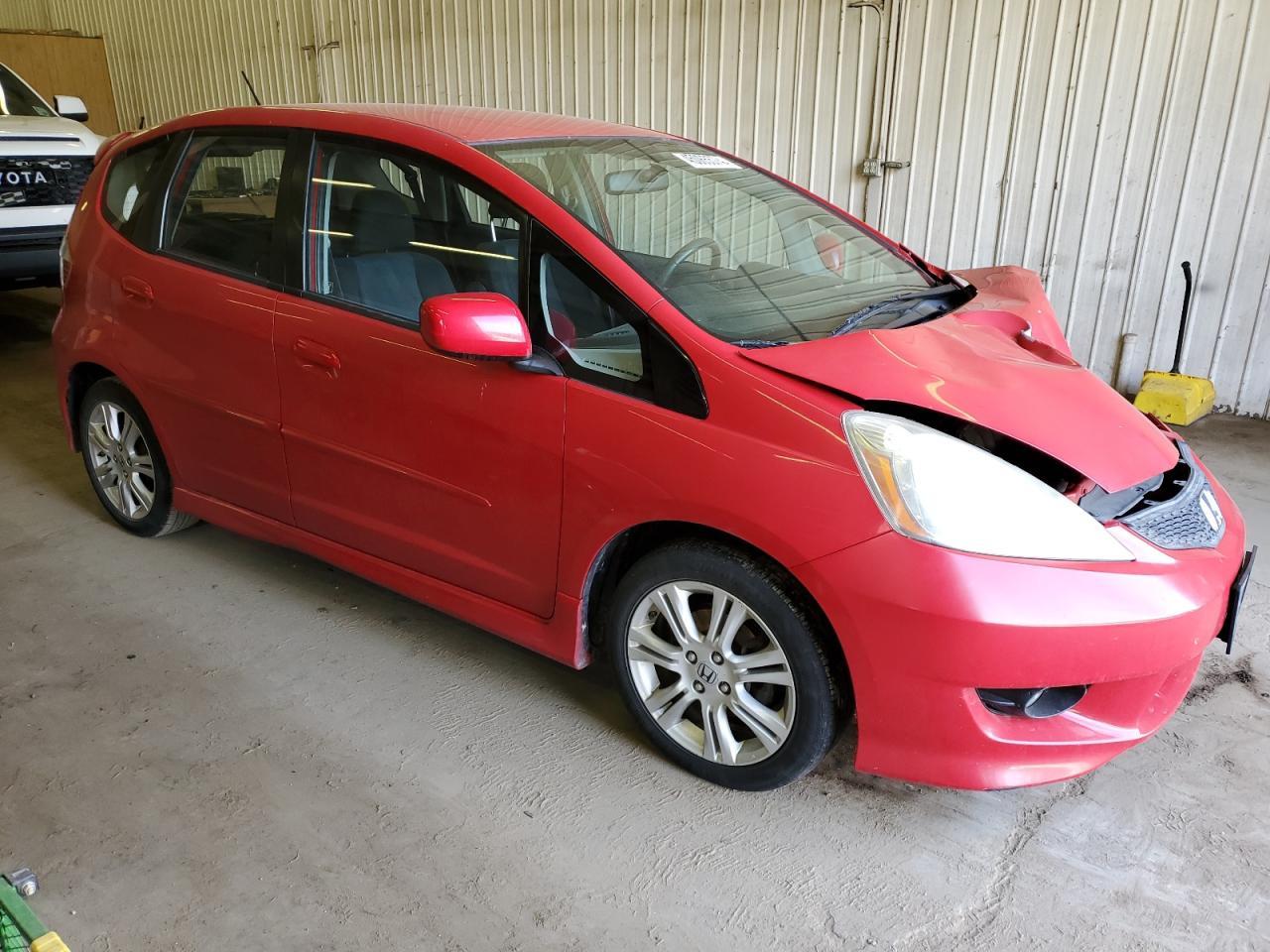 2011 HONDA FIT SPORT - Фото 4