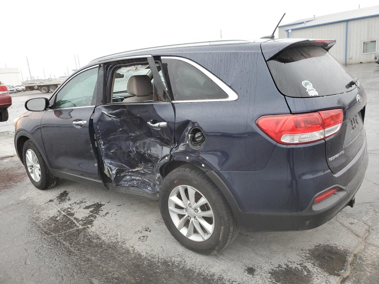2017 KIA SORENTO LX - Фото 2