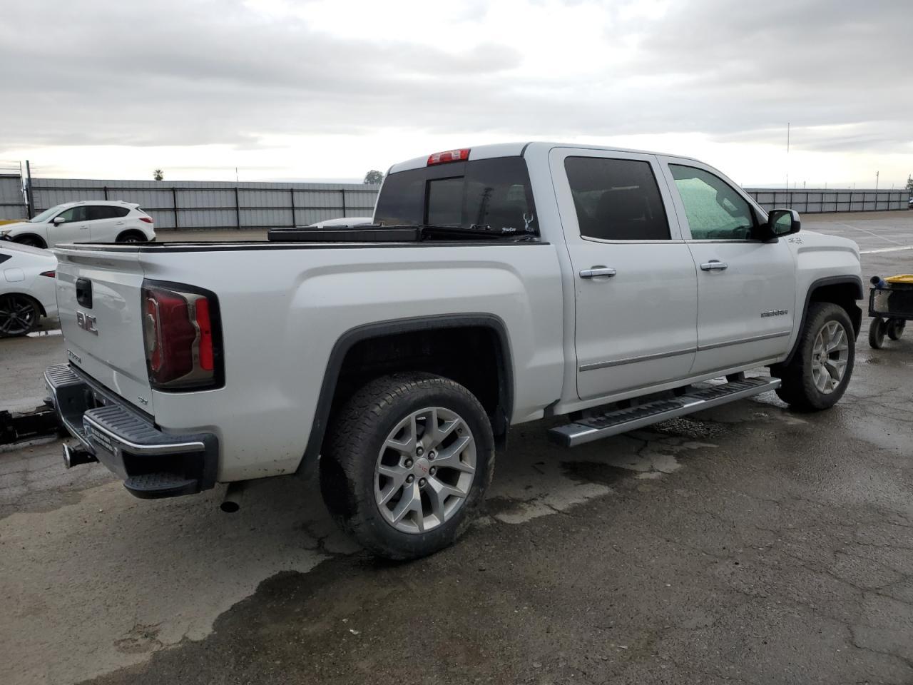 2018 GMC SIERRA K15 - Image 3