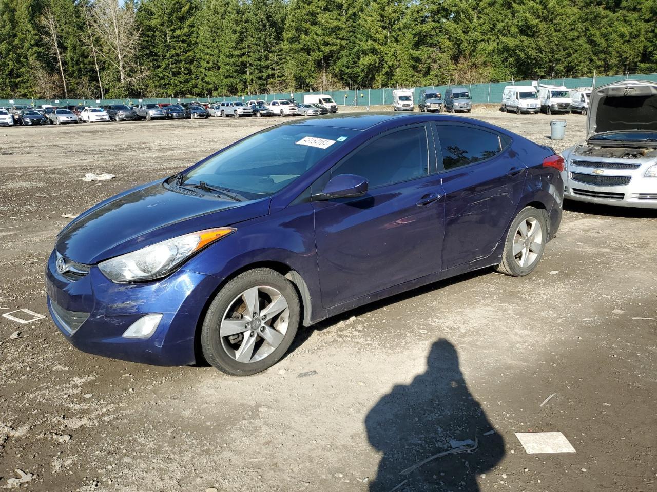 2013 HYUNDAI ELANTRA GL