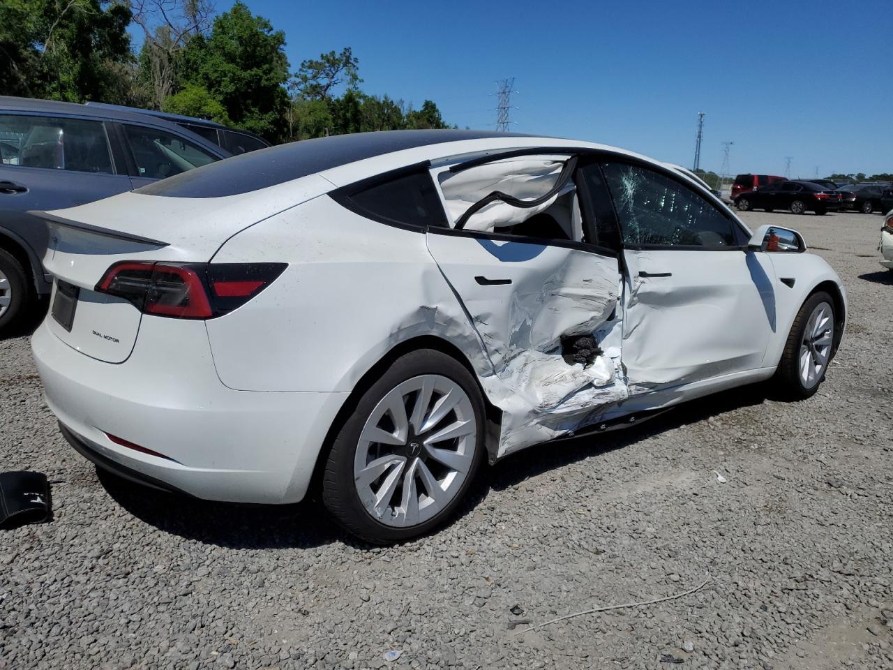 2023 TESLA MODEL 3 - Фото 3