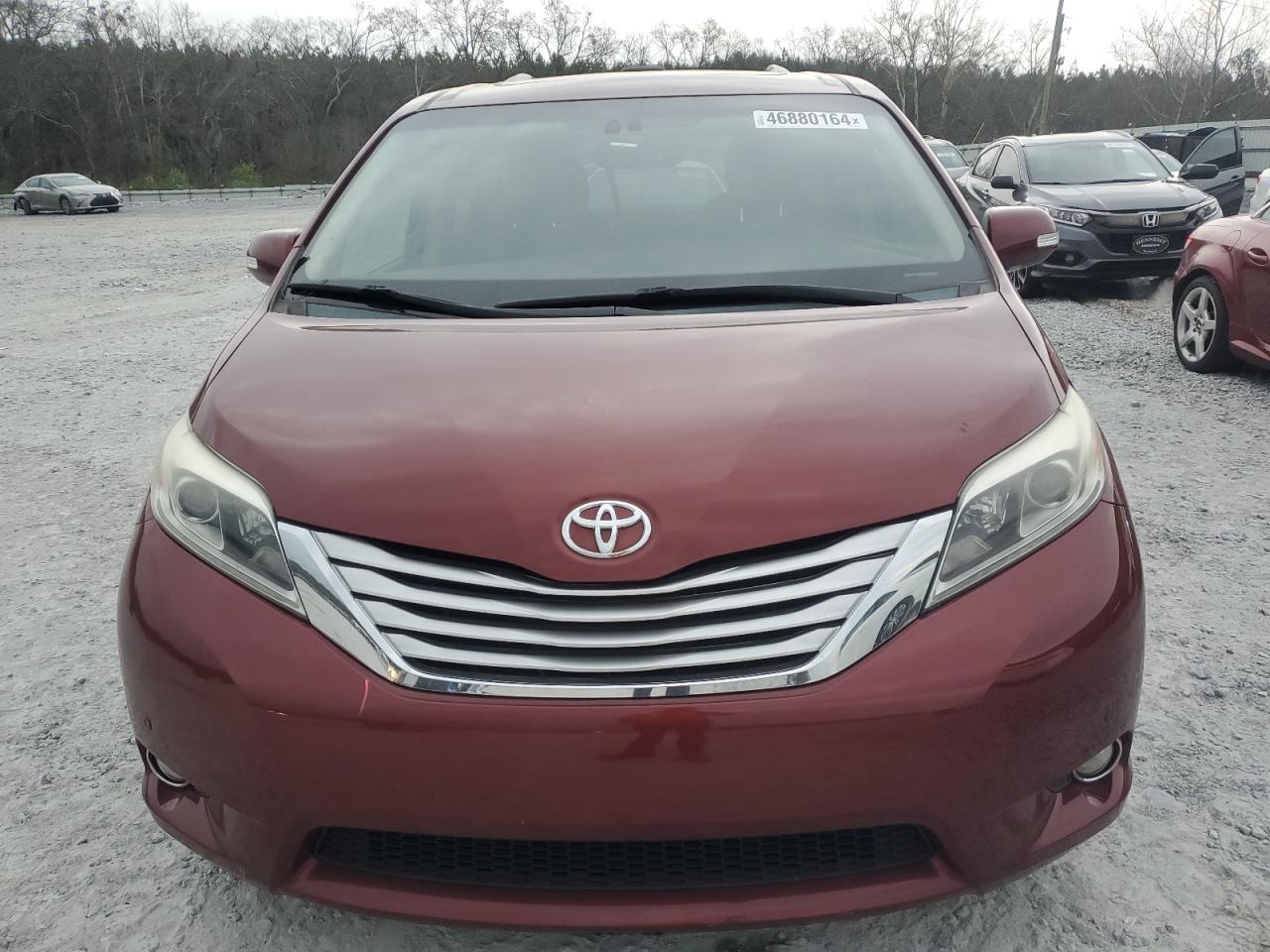 2015 TOYOTA SIENNA XLE - Фото 5