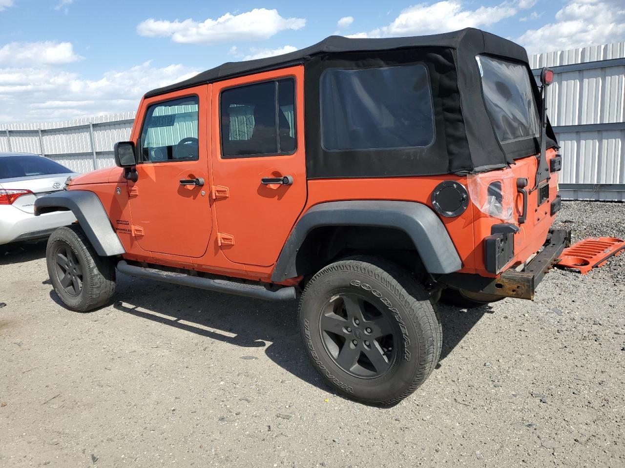 2015 JEEP WRANGLER U - Image 2