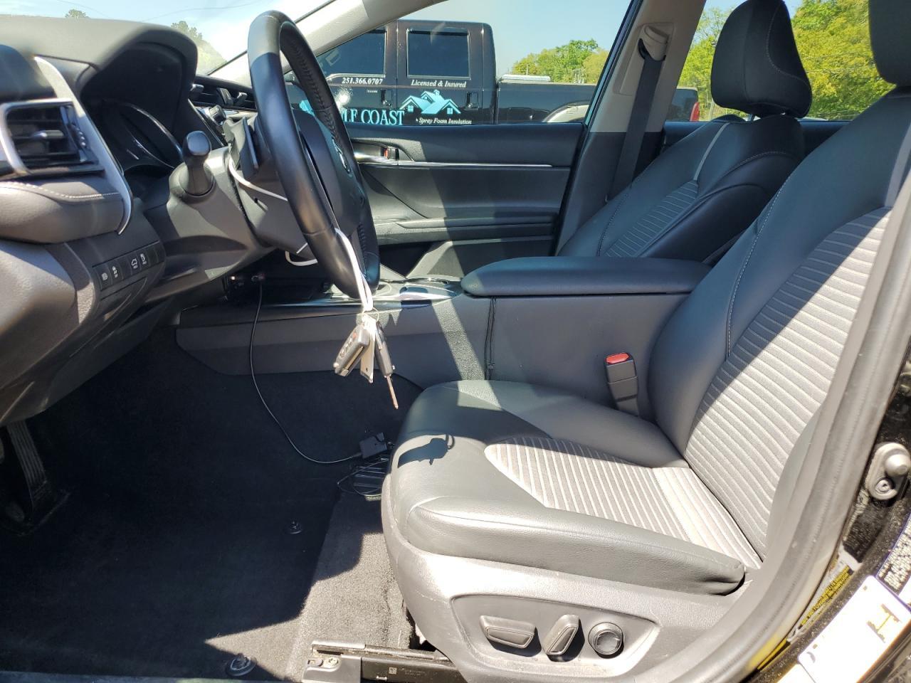 2020 TOYOTA CAMRY SE - Фото 7