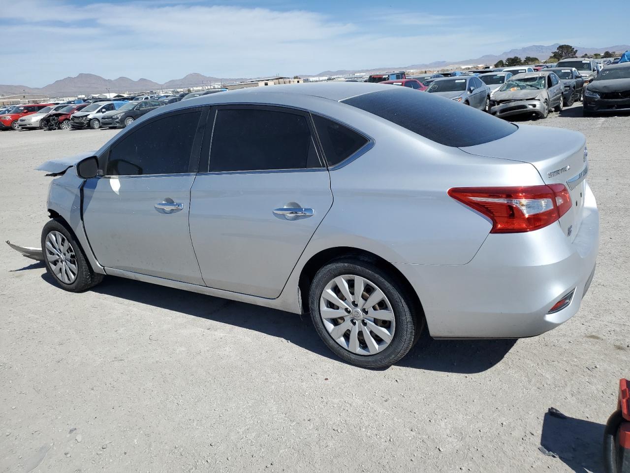 2017 NISSAN SENTRA S - Фото 2
