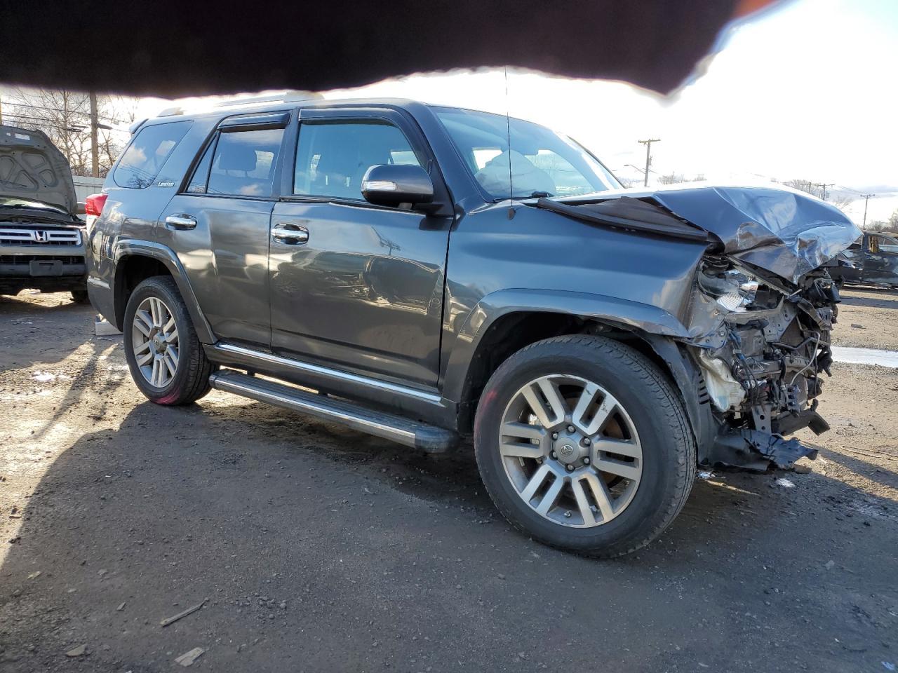 2011 TOYOTA 4RUNNER SR - Image 4