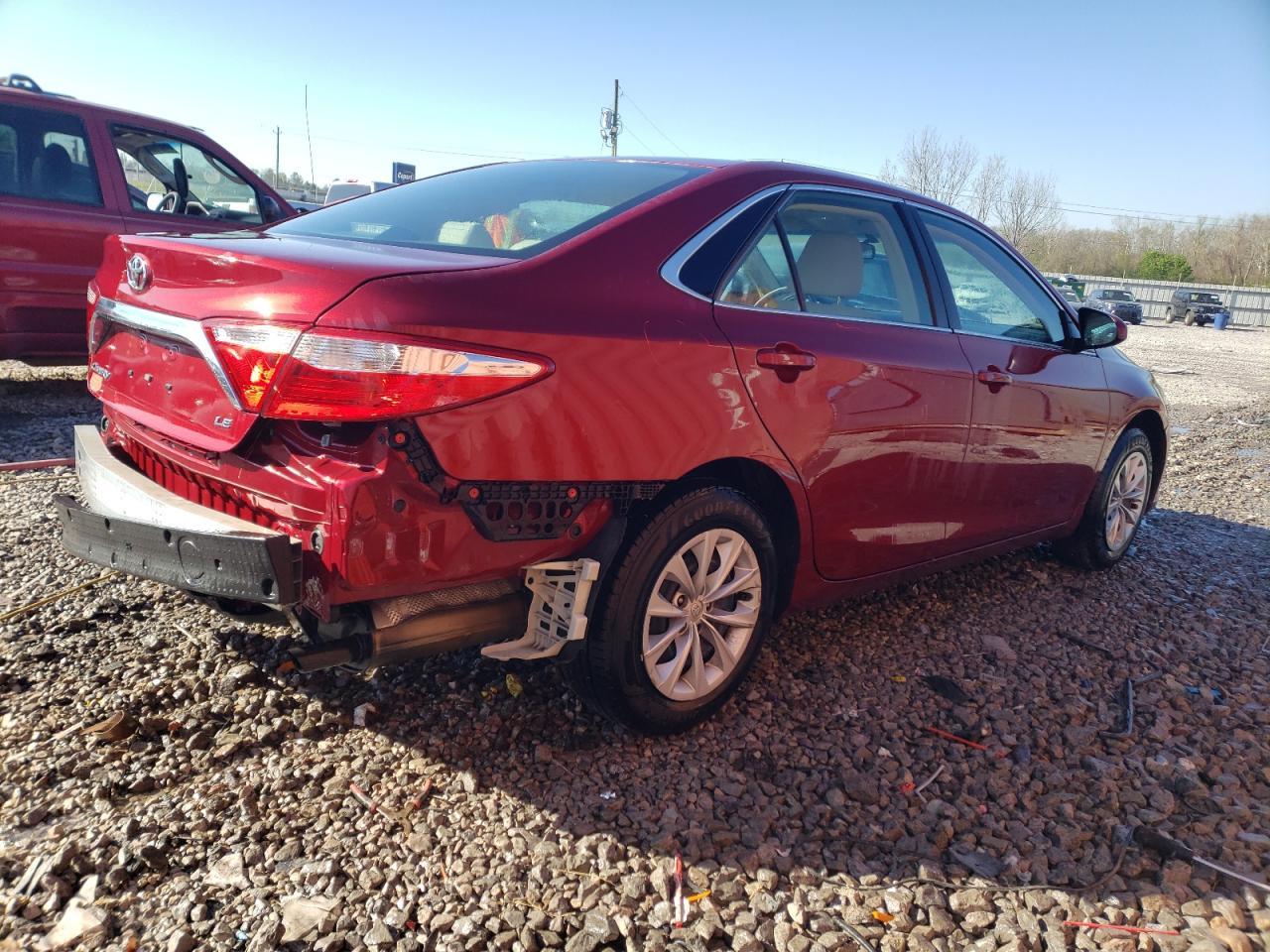 2016 TOYOTA CAMRY LE - Image 3