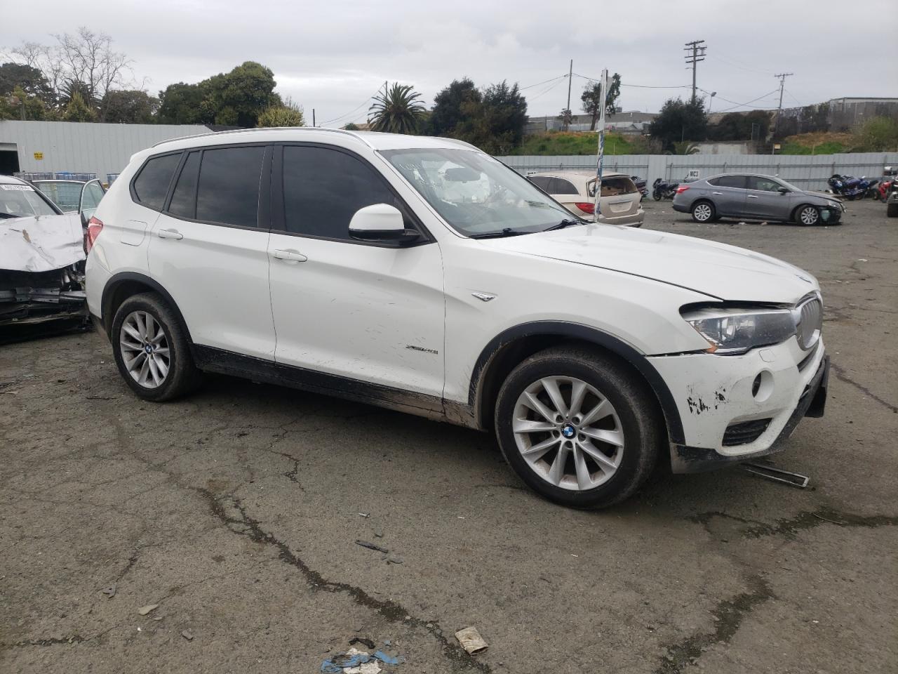 2016 BMW X3 XDRIVE2 - Фото 4