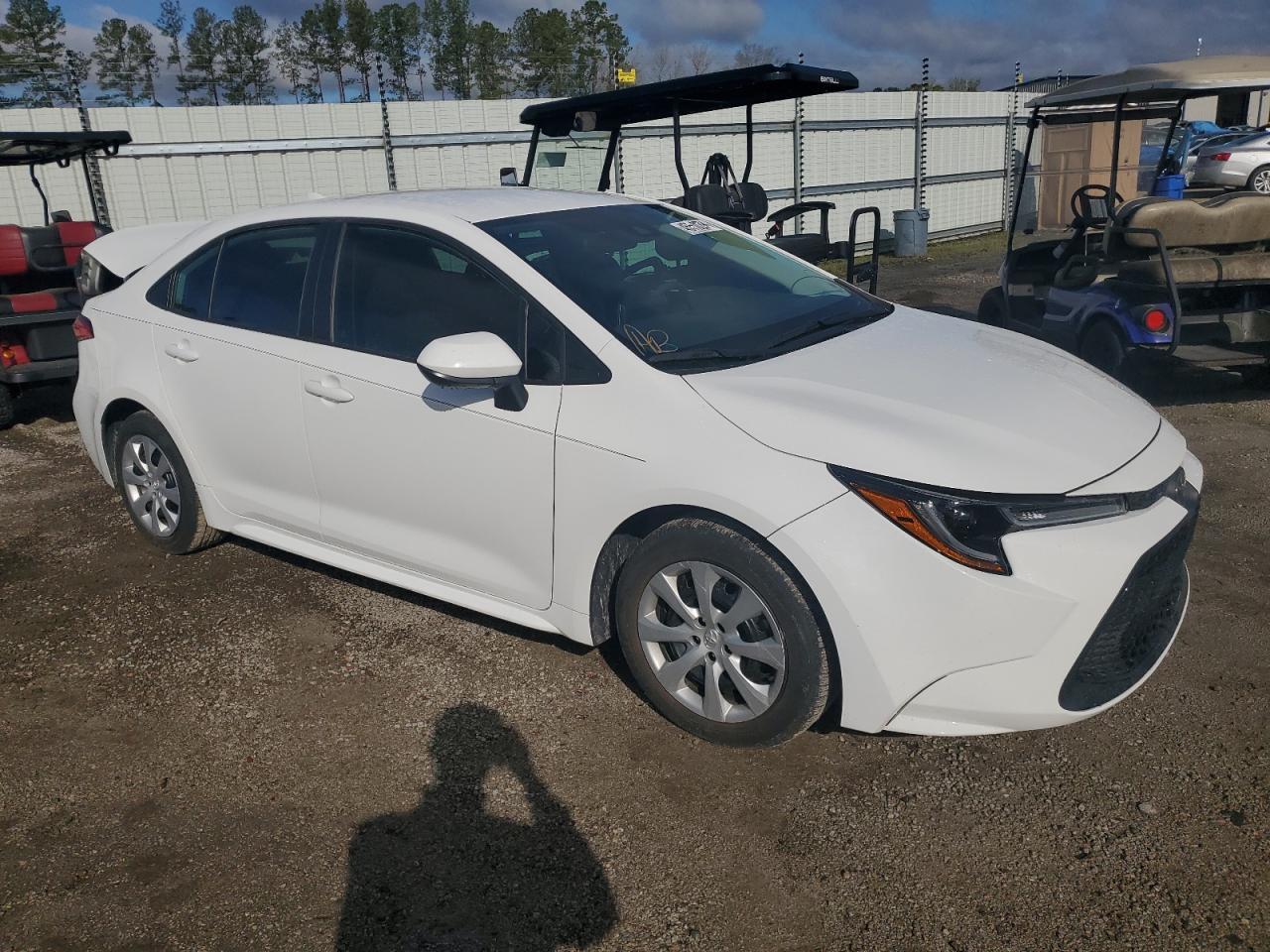 2021 TOYOTA COROLLA LE - Фото 4