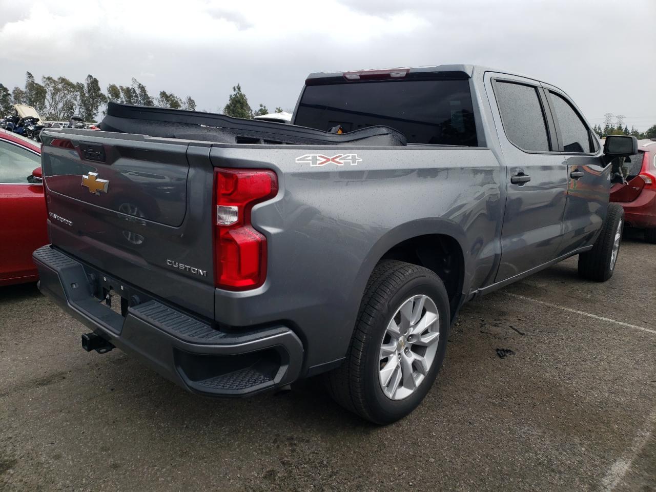2021 CHEVROLET SILVERADO - Фото 3
