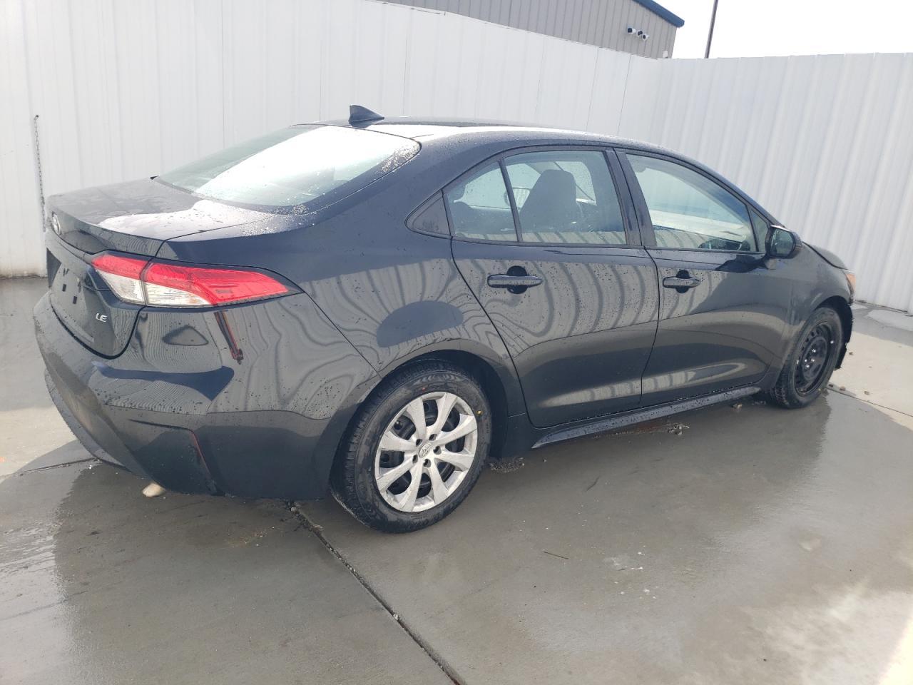 2021 TOYOTA COROLLA LE - Image 3