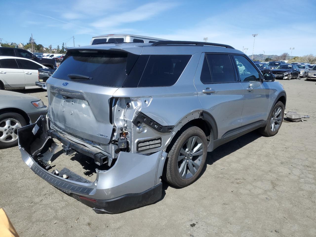 2022 FORD EXPLORER X - Фото 3