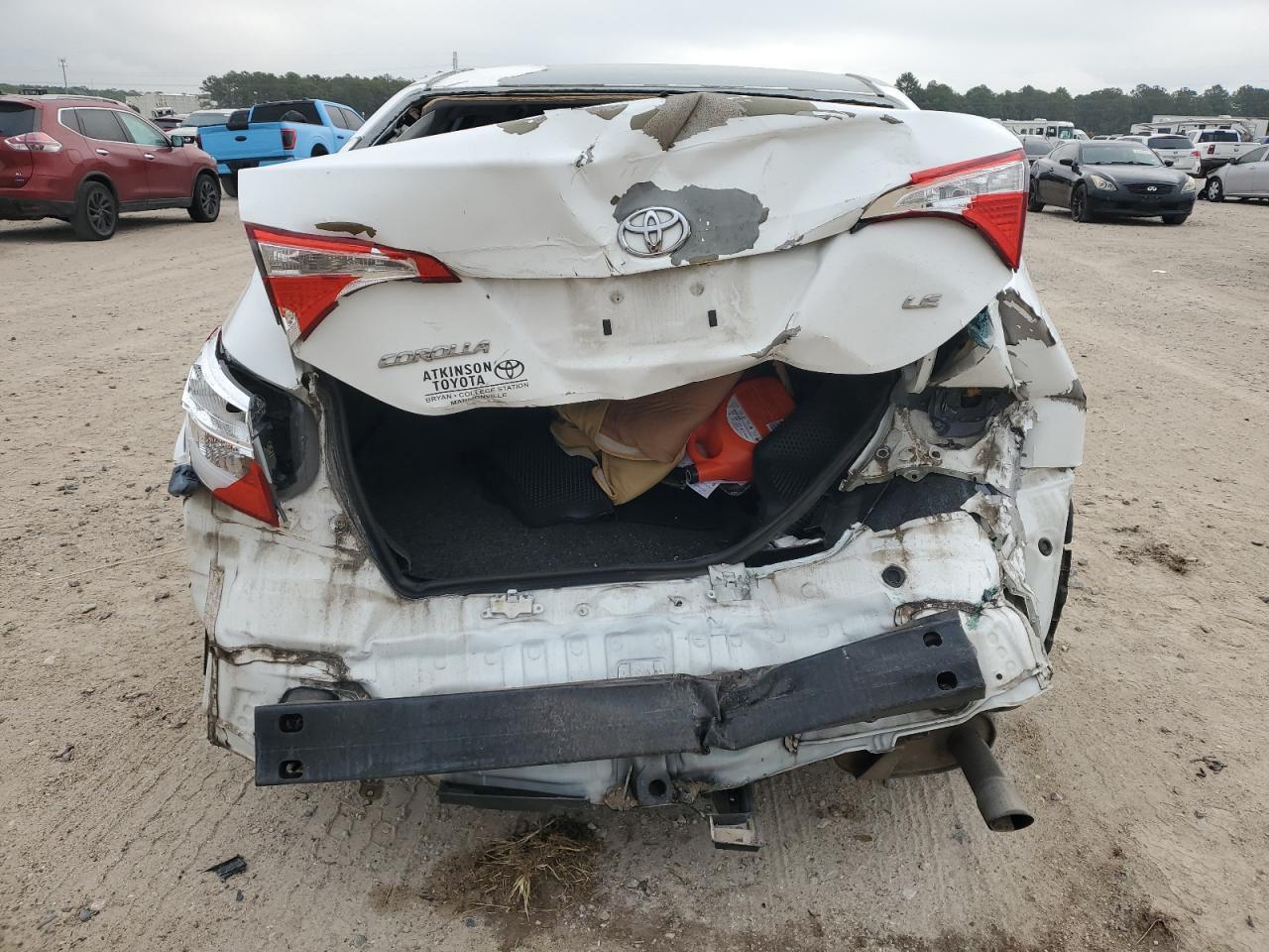 2014 TOYOTA COROLLA L - Image 6