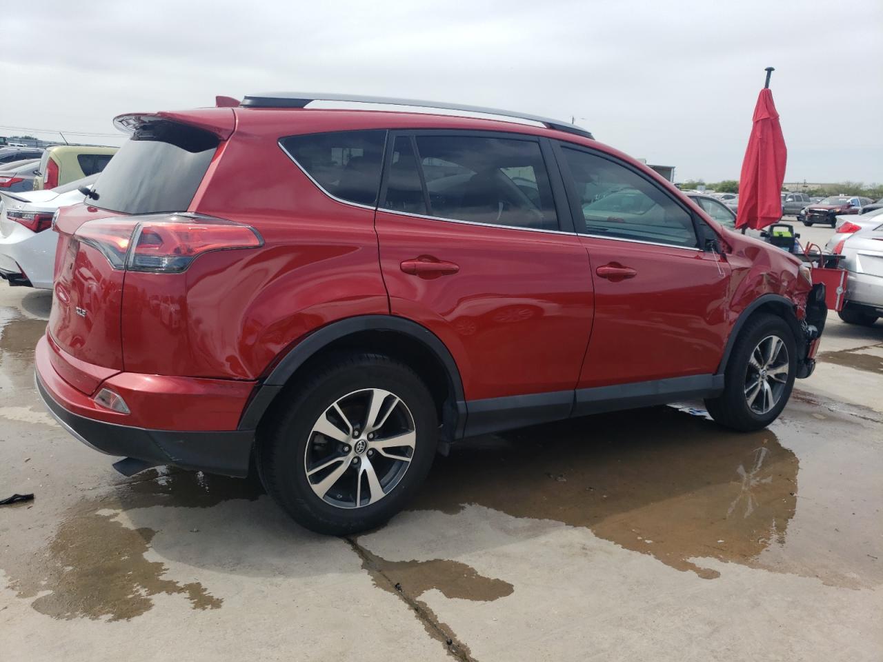 2017 TOYOTA RAV4 XLE - Image 3