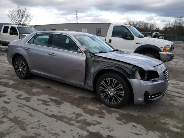 2014 Chrysler 300 S - Image 4