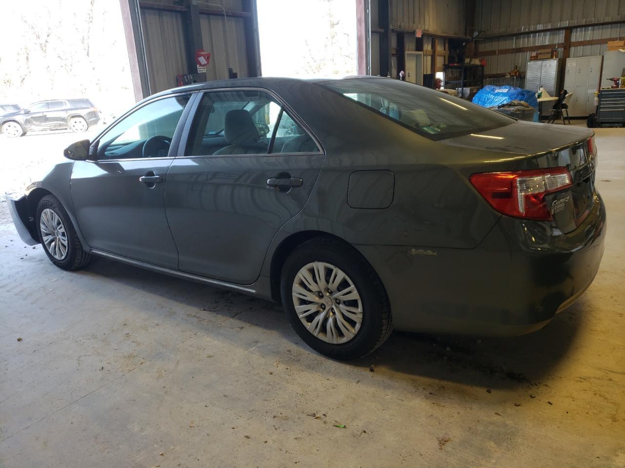 2012 TOYOTA CAMRY BASE - Фото 2
