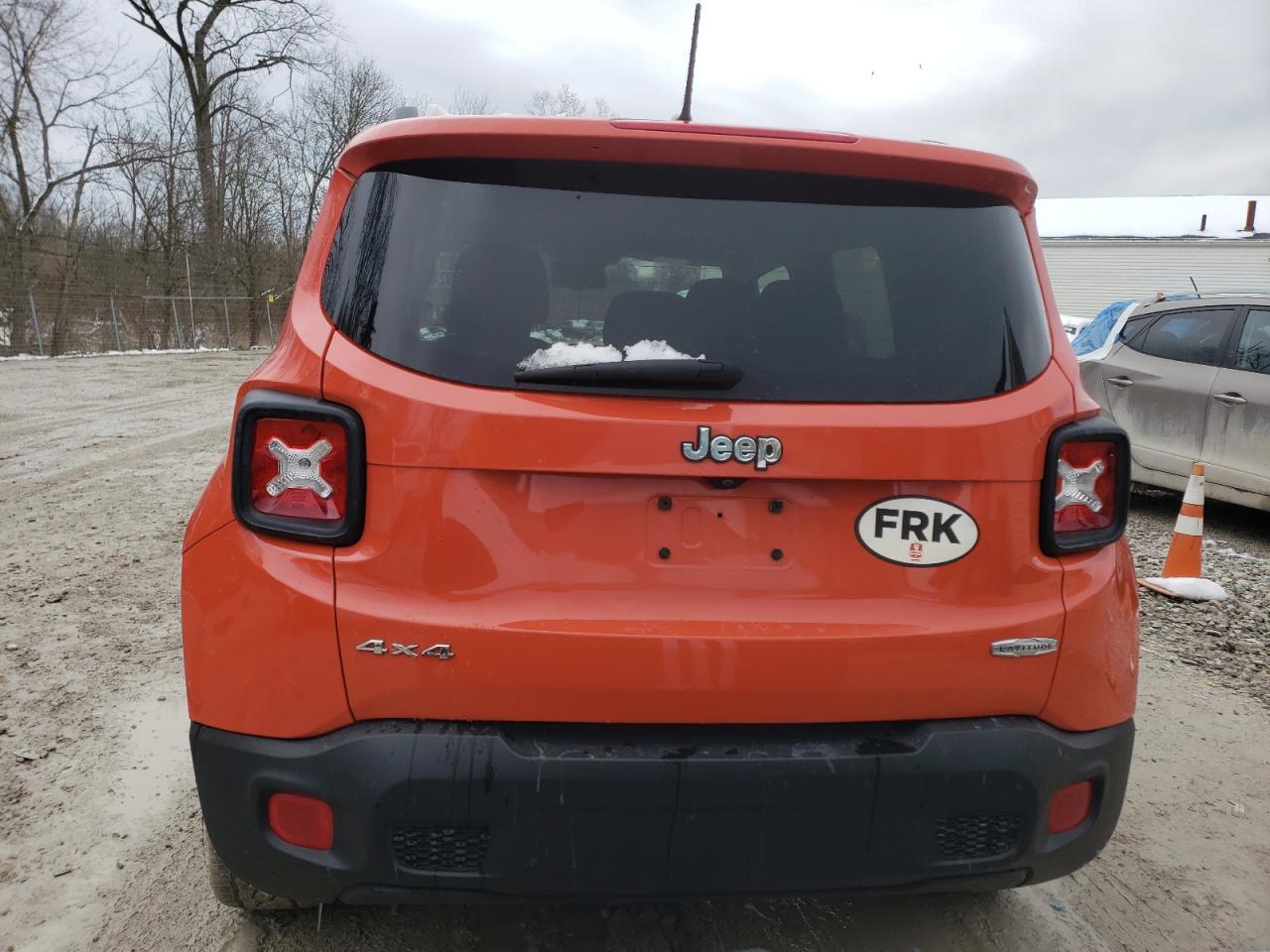 2016 JEEP RENEGADE L - Image 6