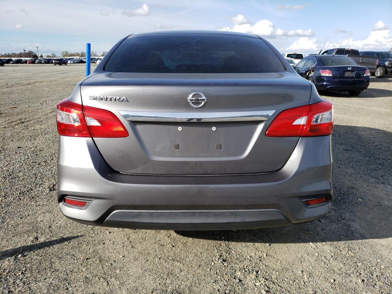 2016 NISSAN SENTRA S - Фото 6
