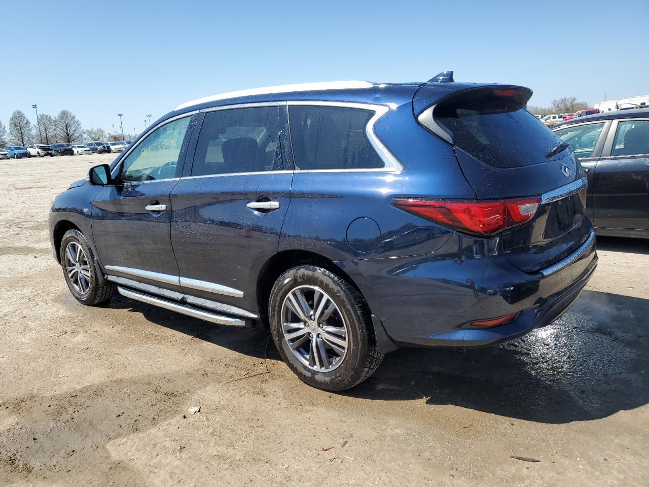 2017 INFINITI QX60 - Фото 2