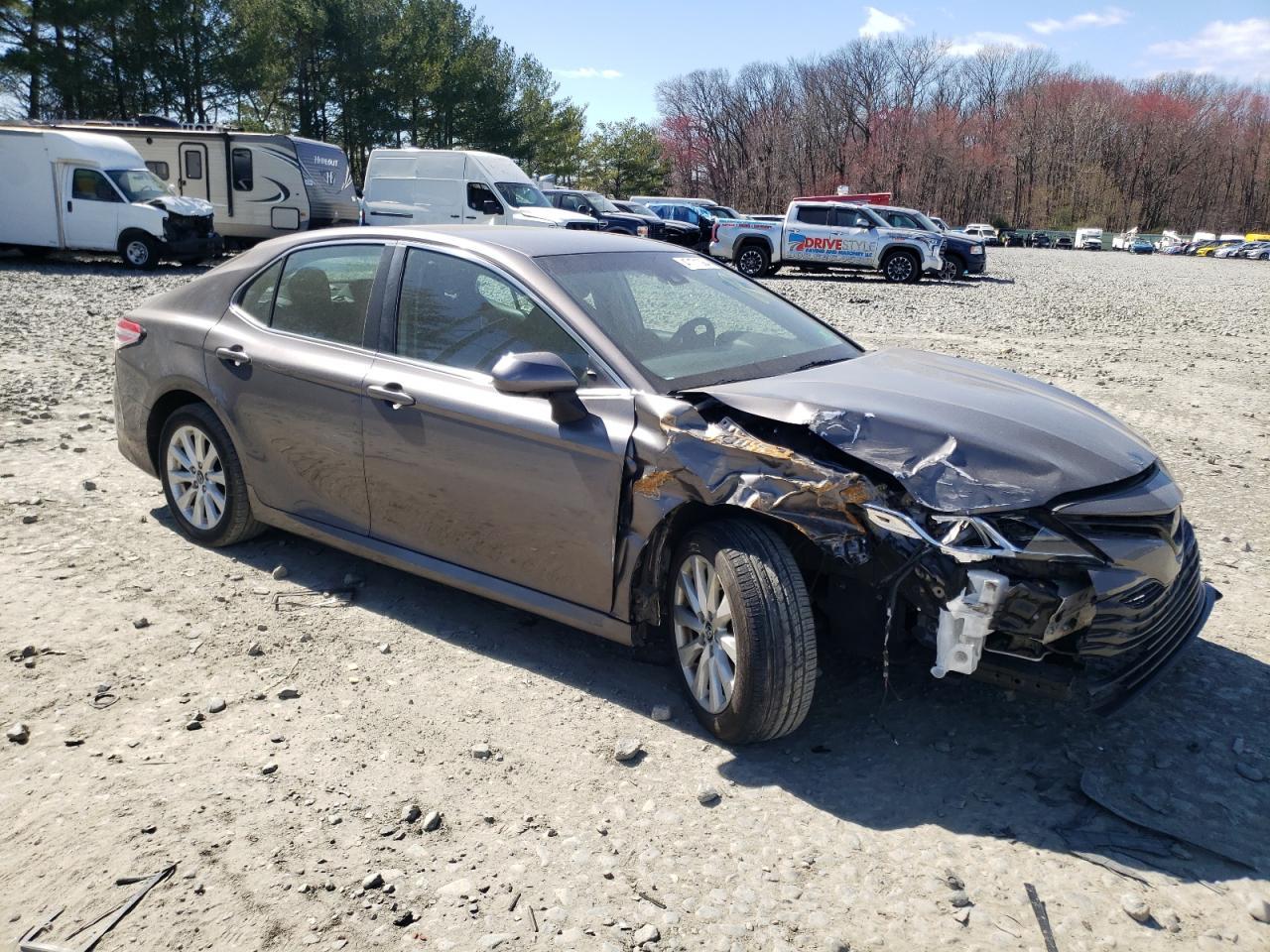 2018 TOYOTA CAMRY L - Image 4