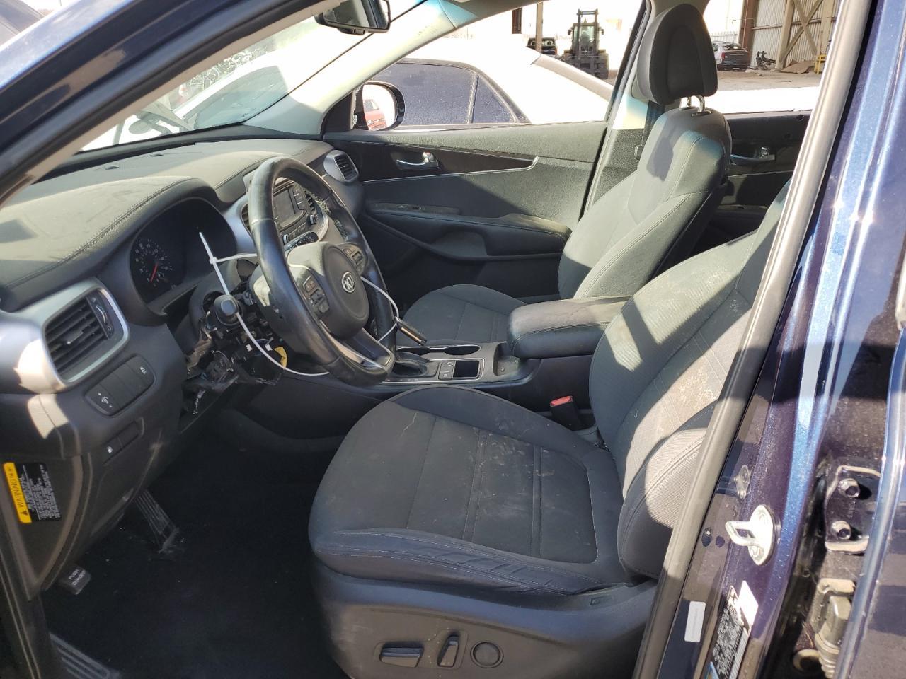 2016 KIA SORENTO LX - Image 7