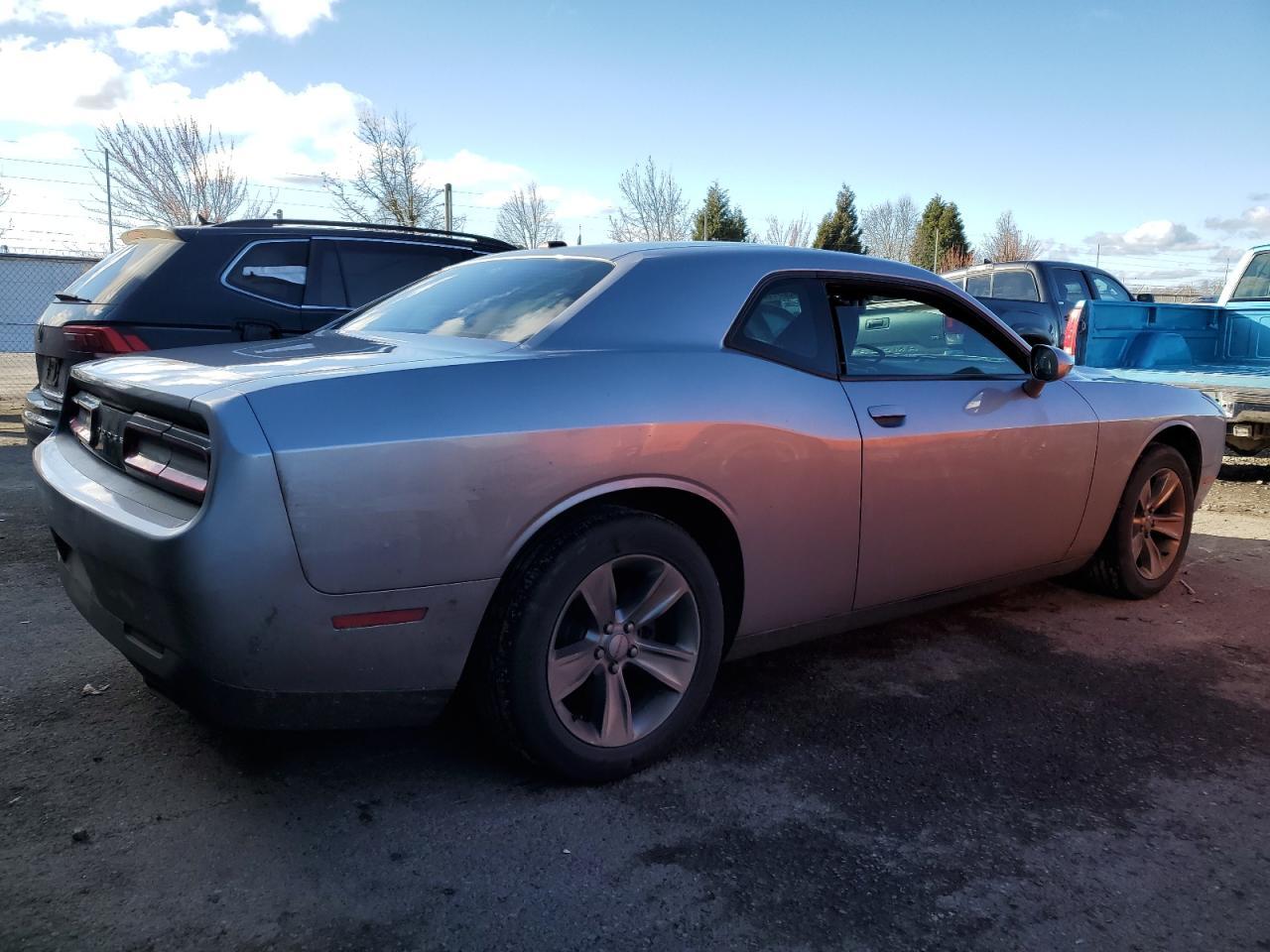 2015 DODGE CHALLENGER - Фото 3
