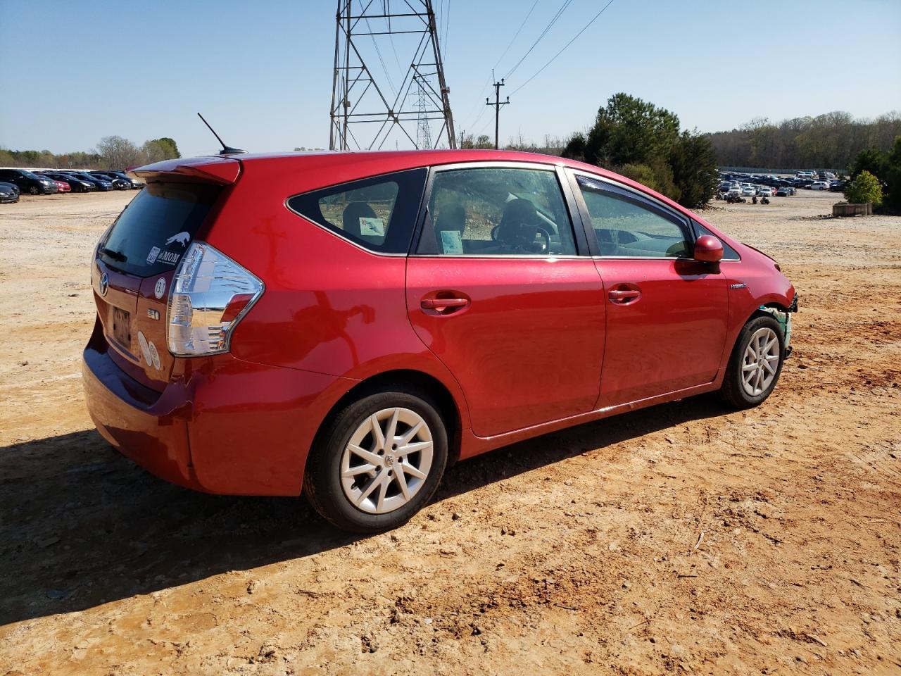 2013 TOYOTA PRIUS V - Image 3