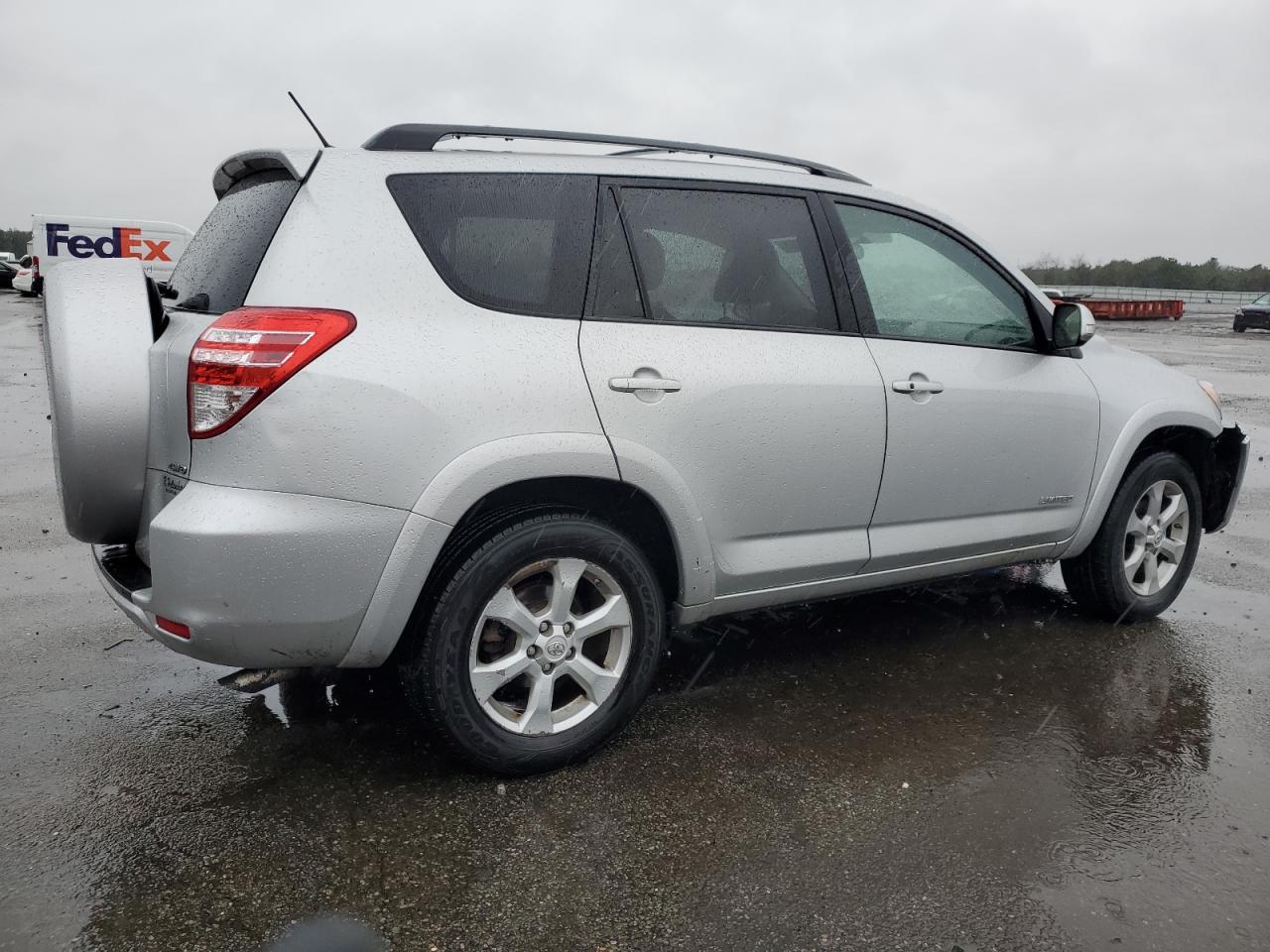 2011 TOYOTA RAV4 LIMIT - Фото 3