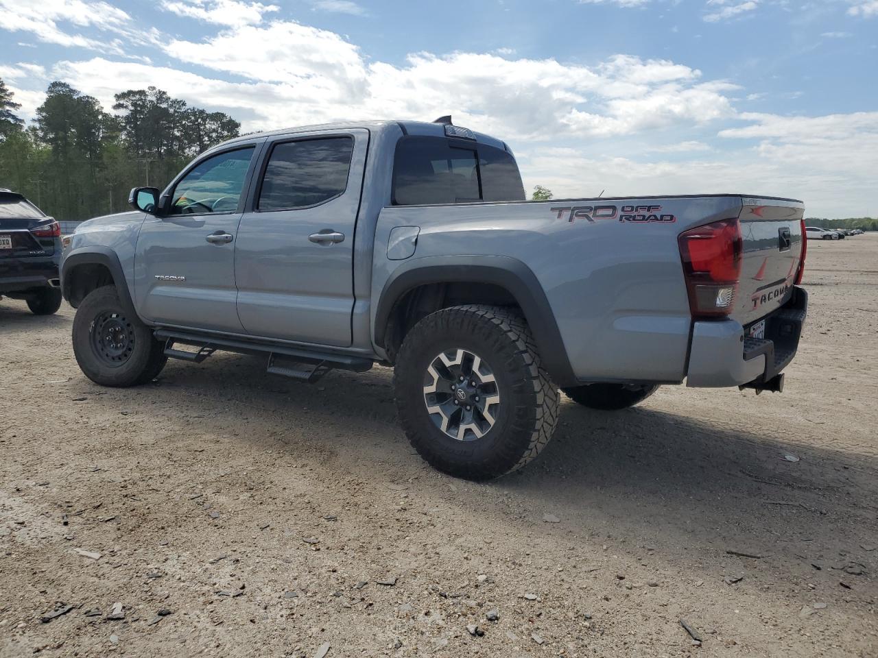 2019 TOYOTA TACOMA DOU - Фото 2