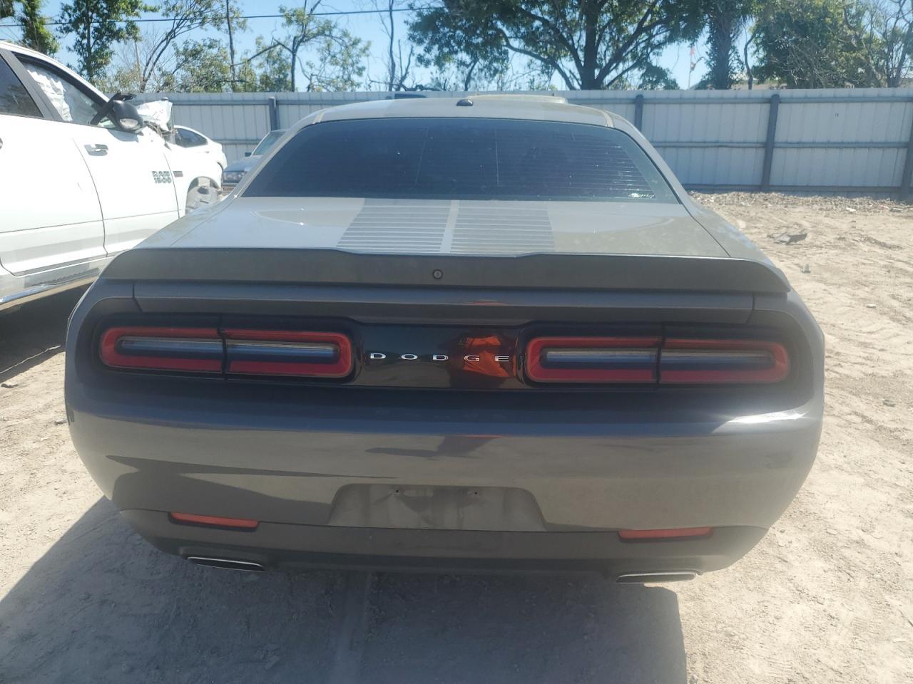 2017 DODGE CHALLENGER - Image 6