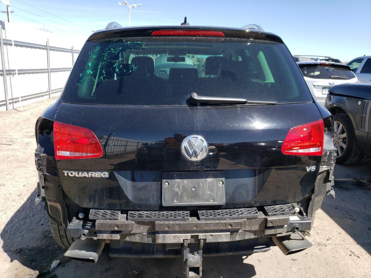 2013 VOLKSWAGEN TOUAREG V6 - Image 6