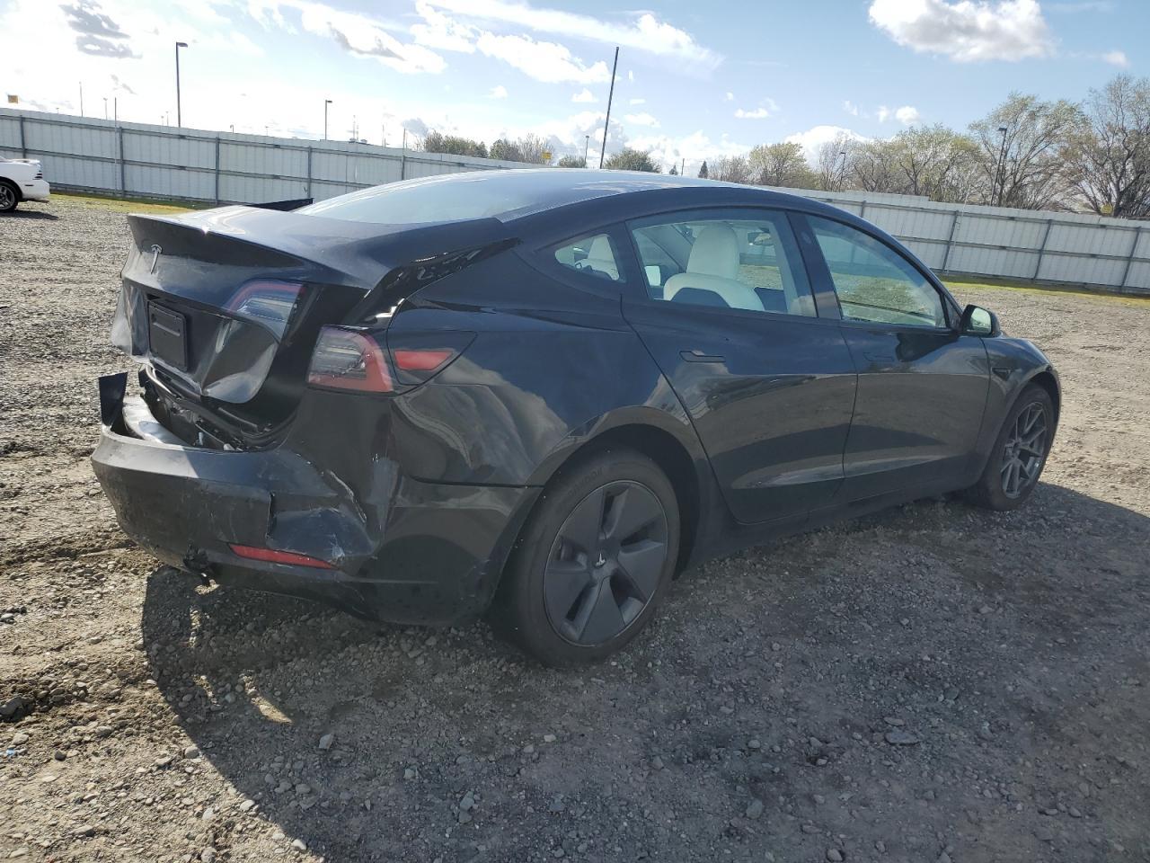 2023 TESLA MODEL 3 - Фото 3