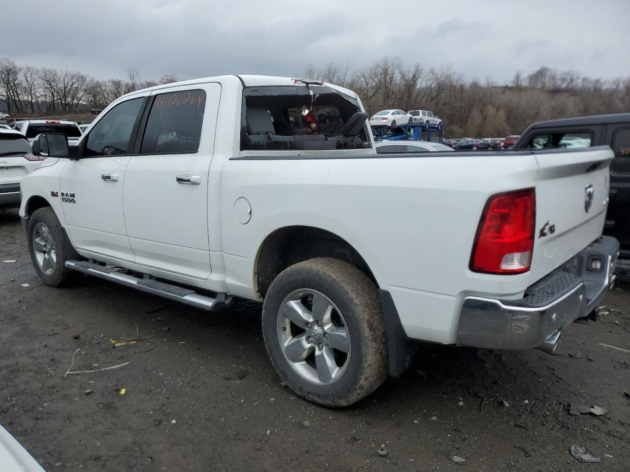 2017 RAM 1500 SLT - Image 2