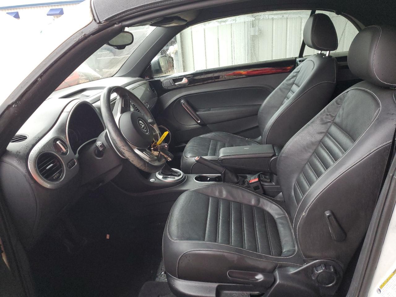 2014 VOLKSWAGEN BEETLE - Image 7