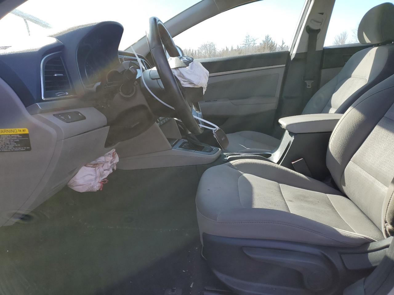 2018 HYUNDAI ELANTRA SE - Image 7