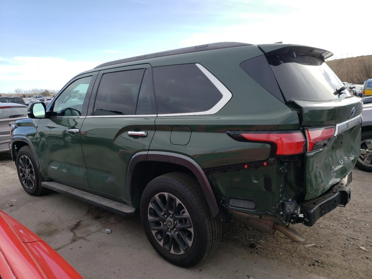 2023 TOYOTA SEQUOIA SR - Фото 2