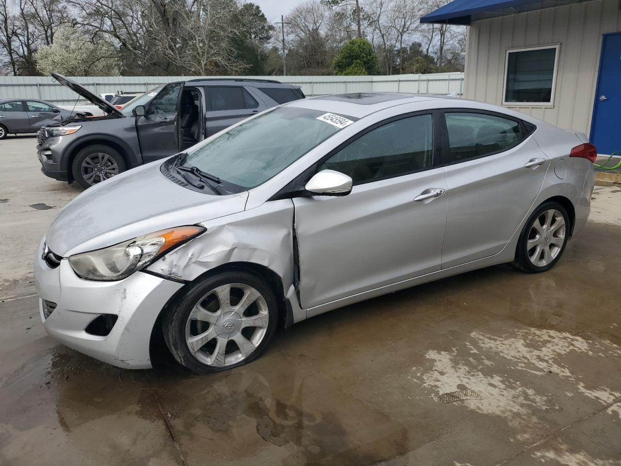 2013 HYUNDAI ELANTRA GL