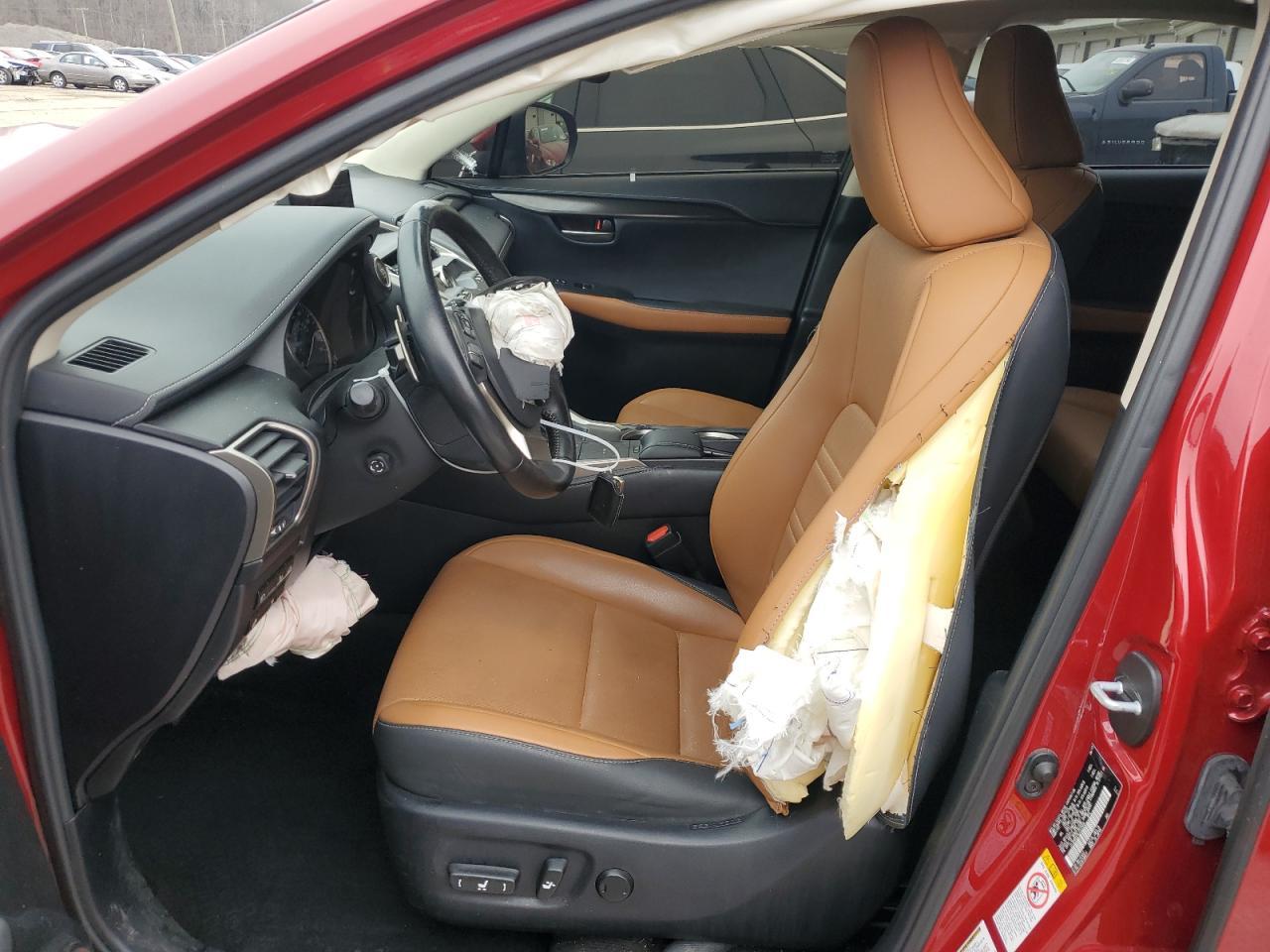 2020 LEXUS NX 300 - Фото 7