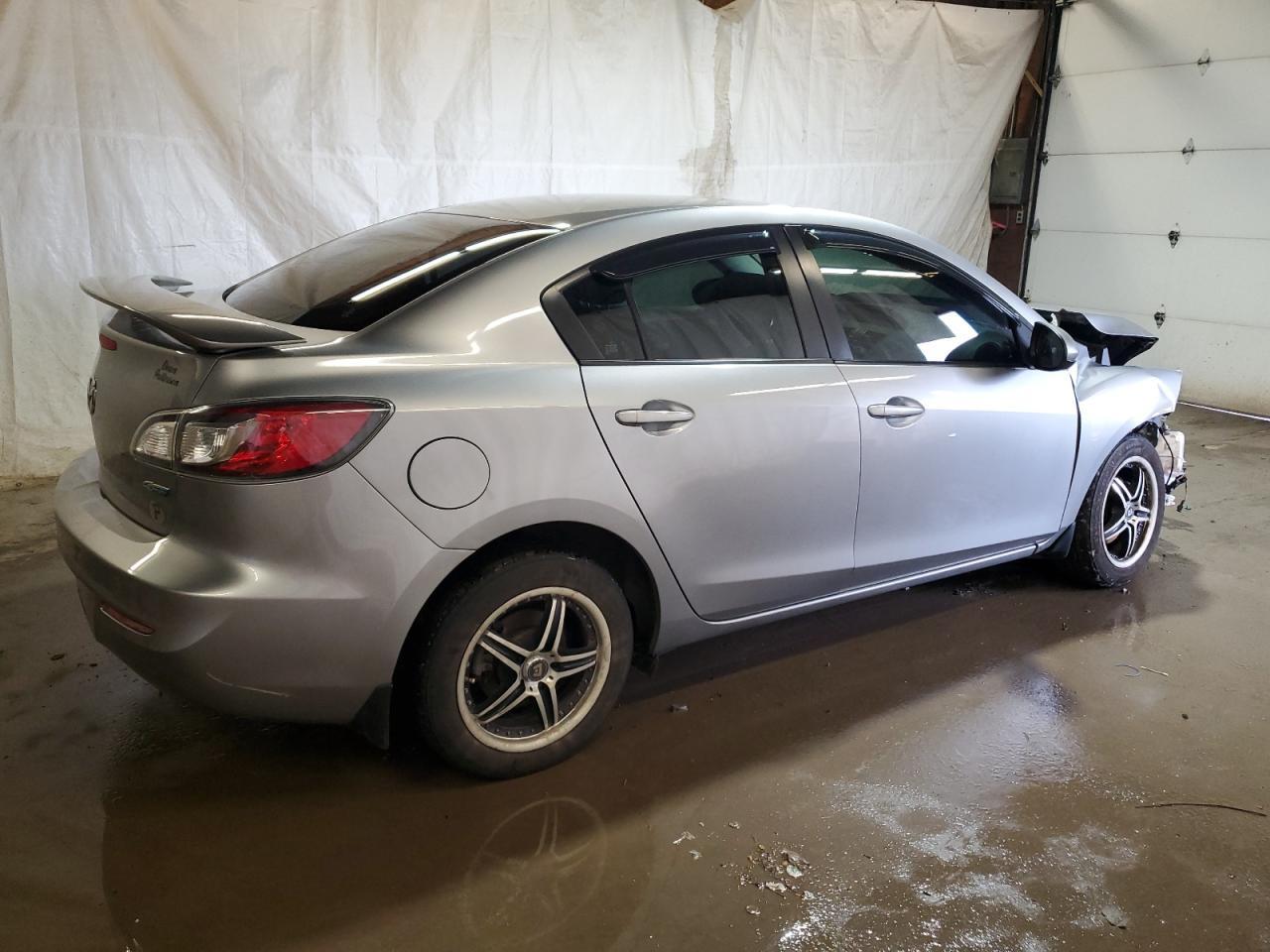 2013 MAZDA 3 I - Фото 3