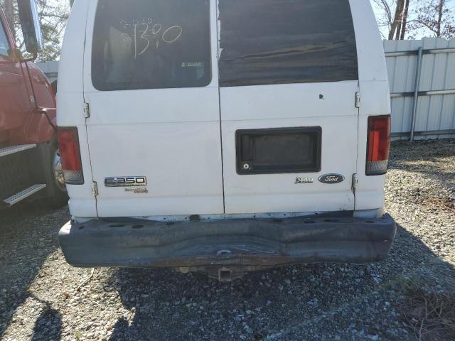 2010 Ford Econoline E350 Super Duty Wagon - Фото 6