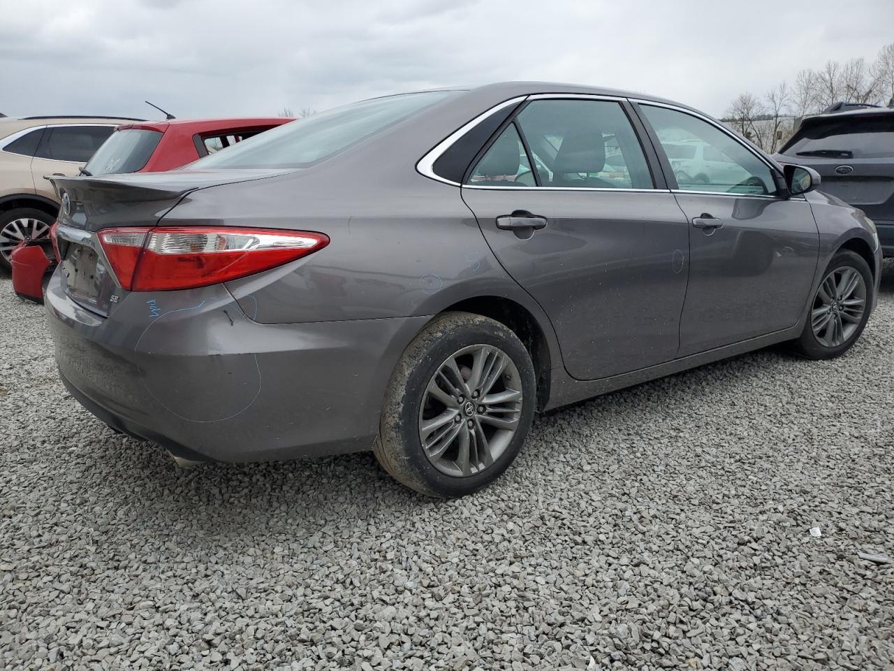 2017 TOYOTA CAMRY LE - Image 3