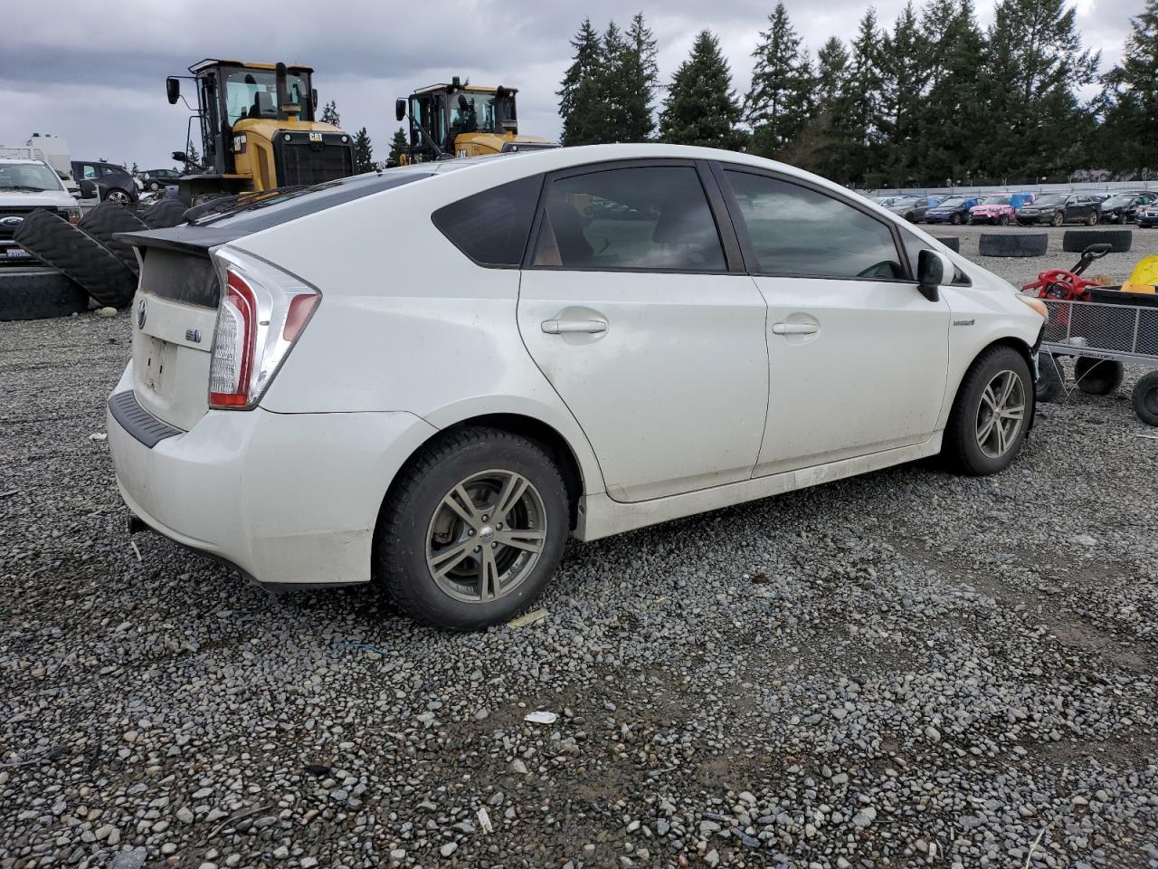 2013 TOYOTA PRIUS - Фото 3