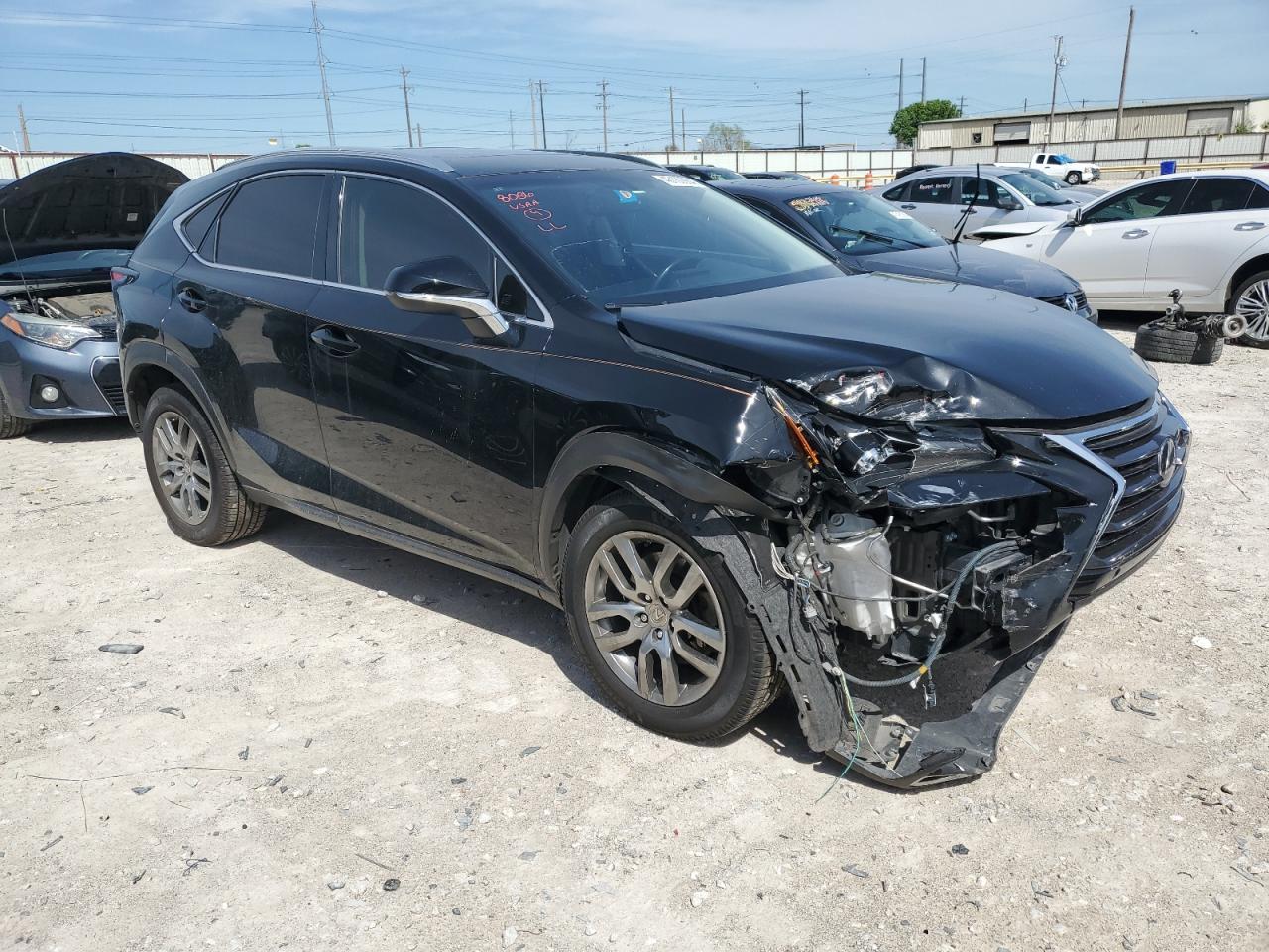 2015 LEXUS NX 200T - Фото 4