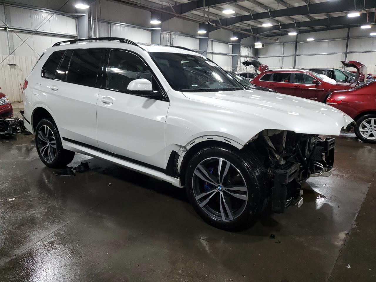 2022 BMW X7 XDRIVE4 - Image 4